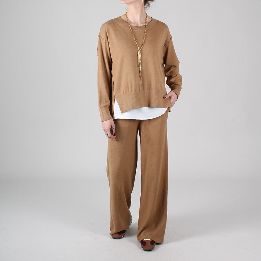 Damenanzug mit Rundhalsausschnitt und elastischer Palazzo-Hose