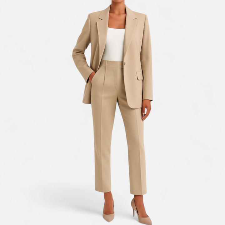 Anja – Elegant Tailored Suit with Blazer and Trousers for Women - Image 4