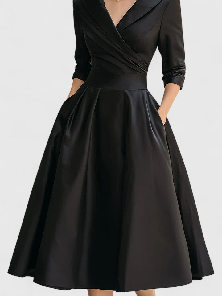 Ewelina – Elegantes Damen-Midikleid mit Wickeloberteil