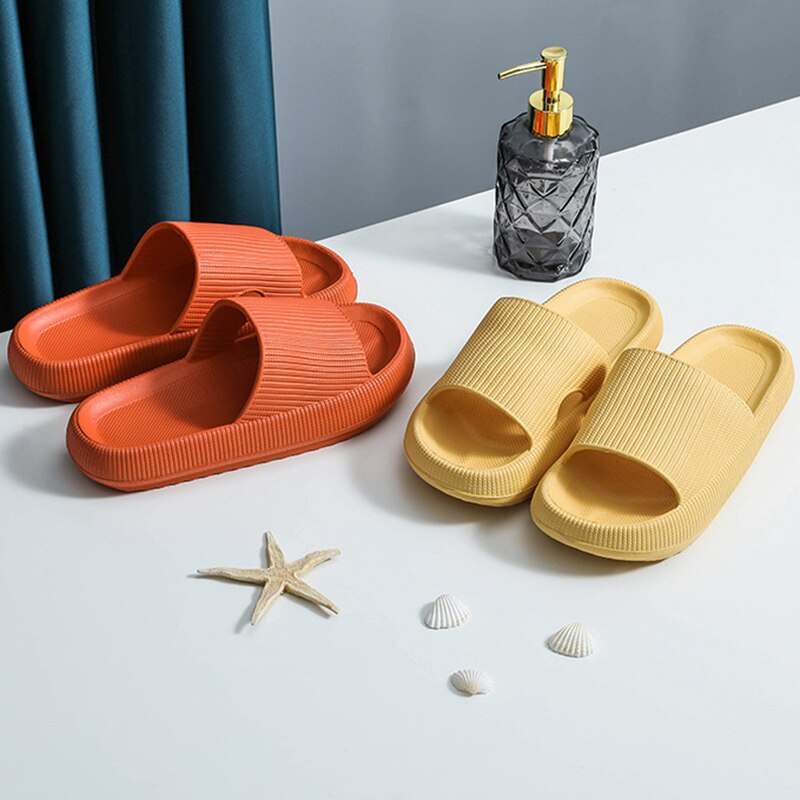 Badslipper für Damen und Herren mit dicker Sohle
