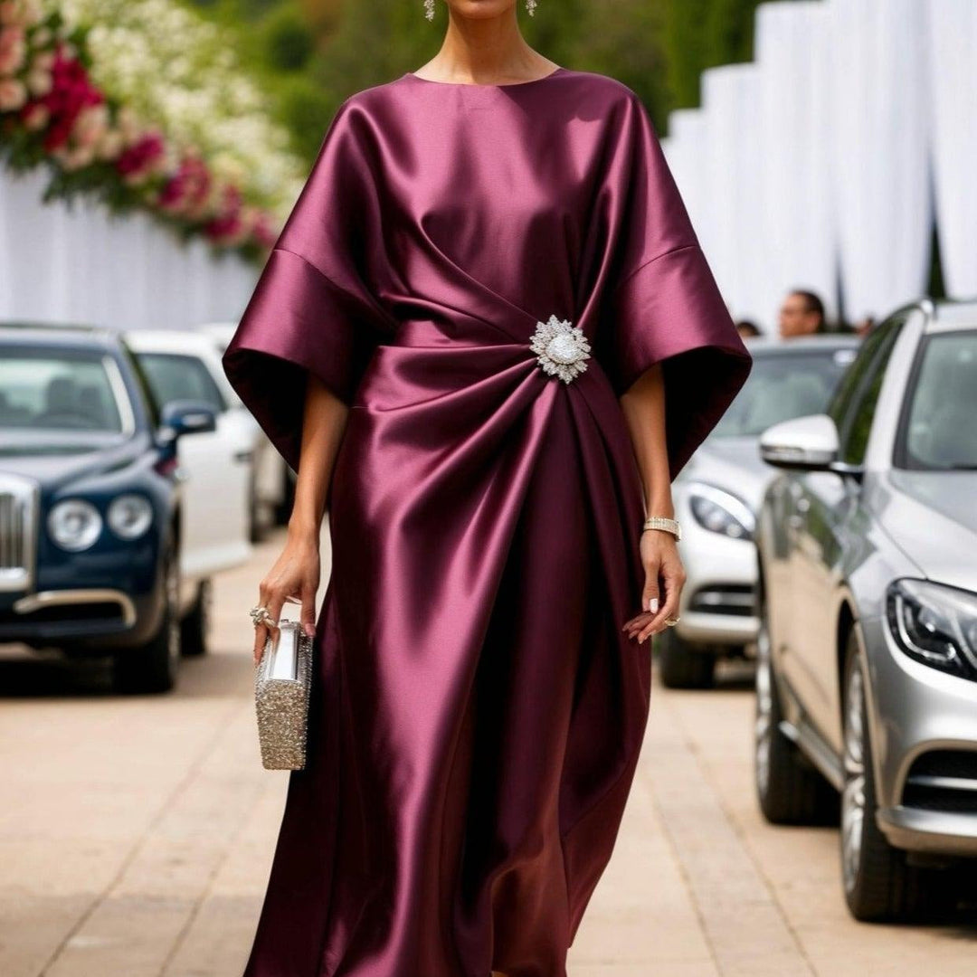 Damen-Maxikleid aus Satin mit Rüschen