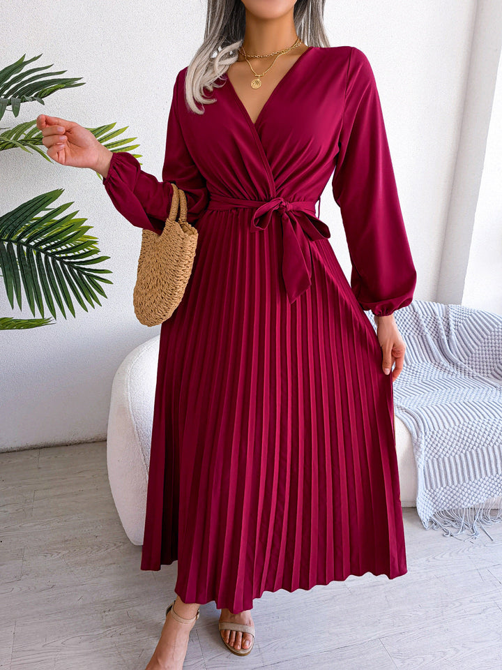 Alicia - Elegantes Maxikleid mit Plissee und Gürtel für Damen