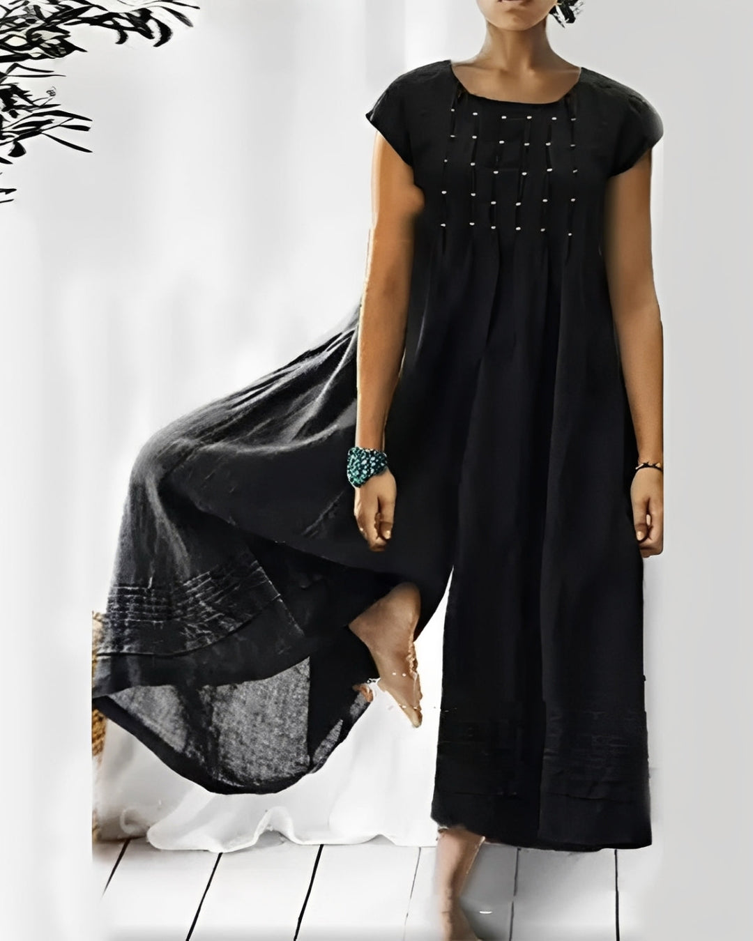 Claudia - Stilvoller Damen-Jumpsuit mit kurzen Ärmeln