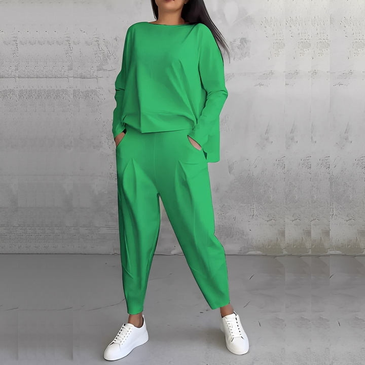 Mélisande - Damen-Set aus Pullover mit Rundhals und Hose