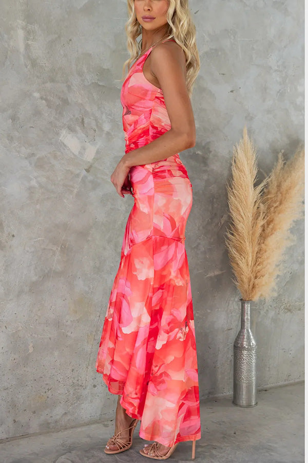 Damen-Maxikleid mit einem Träger und Blumenmuster