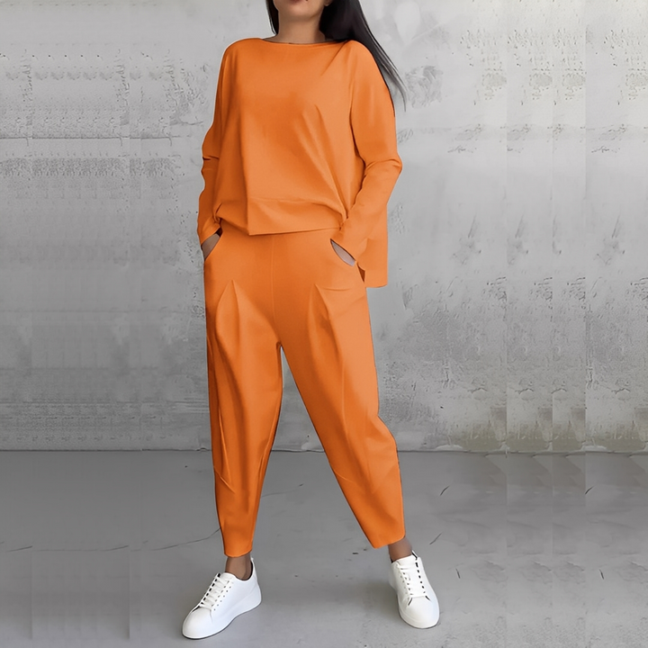 Mélisande - Damen-Set aus Pullover mit Rundhals und Hose
