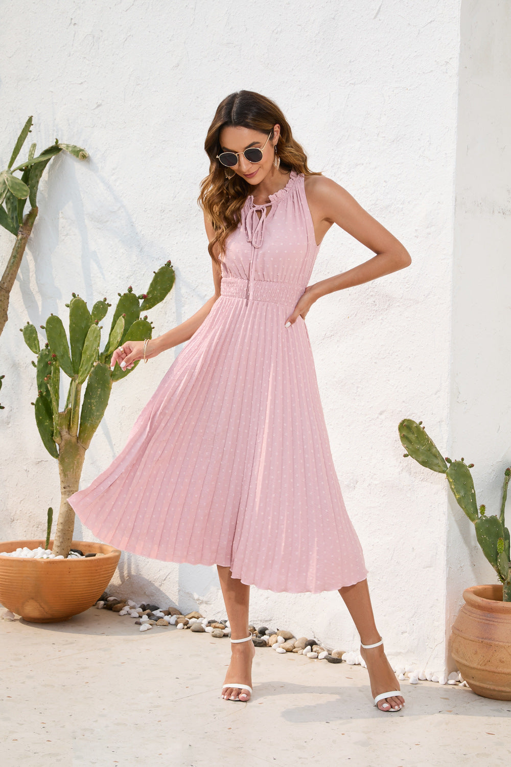 Roxanne - Ärmelloses Plisseekleid mit Neckholder-Ausschnitt für Damen