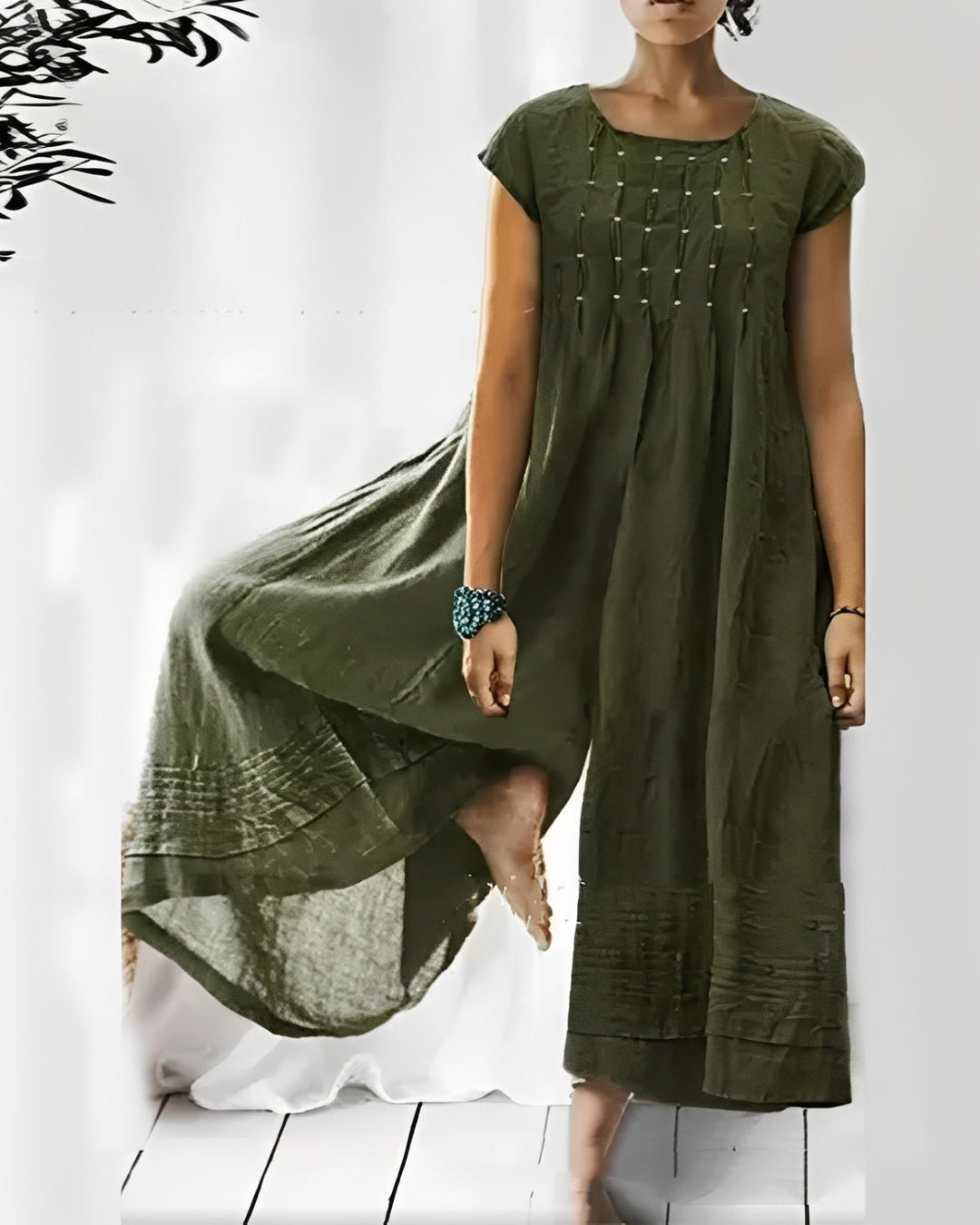 Claudia - Stilvoller Damen-Jumpsuit mit kurzen Ärmeln