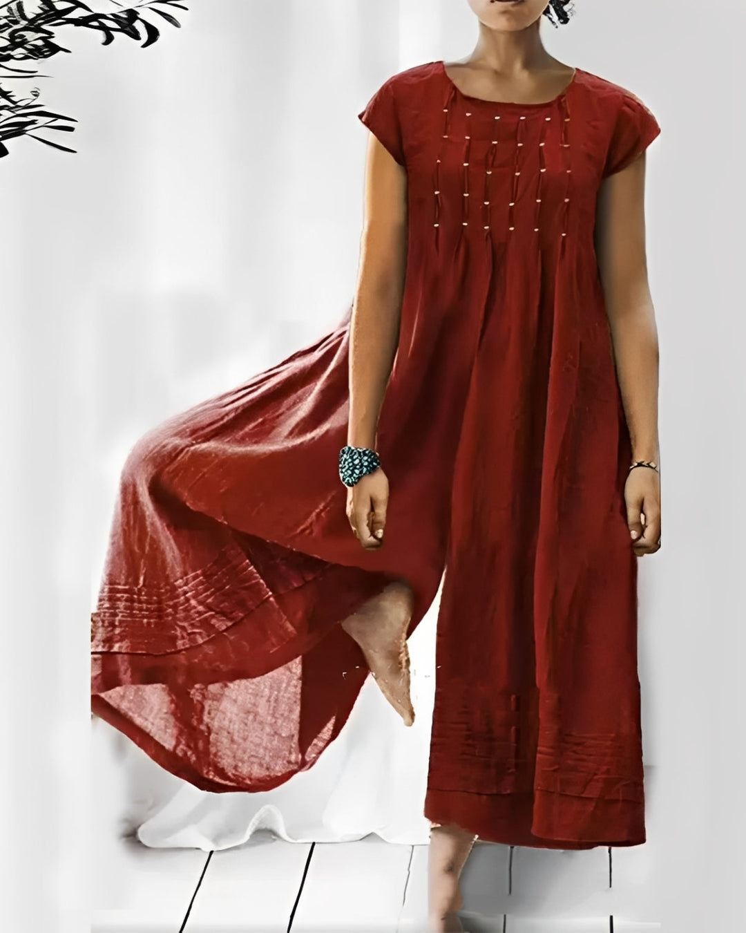Claudia - Stilvoller Damen-Jumpsuit mit kurzen Ärmeln