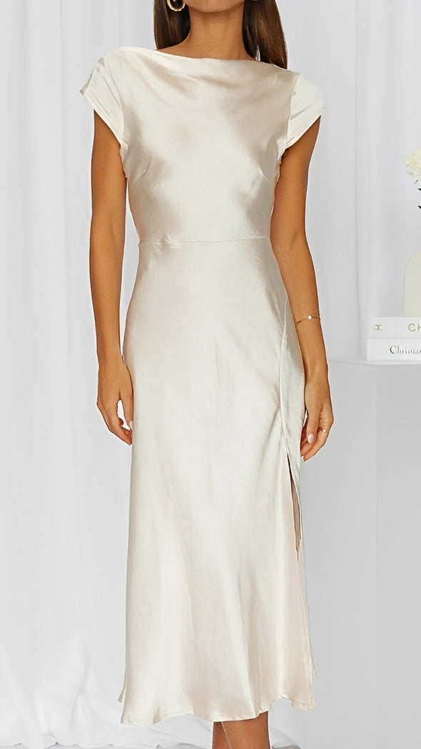 Alexa - Elegantes Midikleid mit Flügelärmeln für Damen