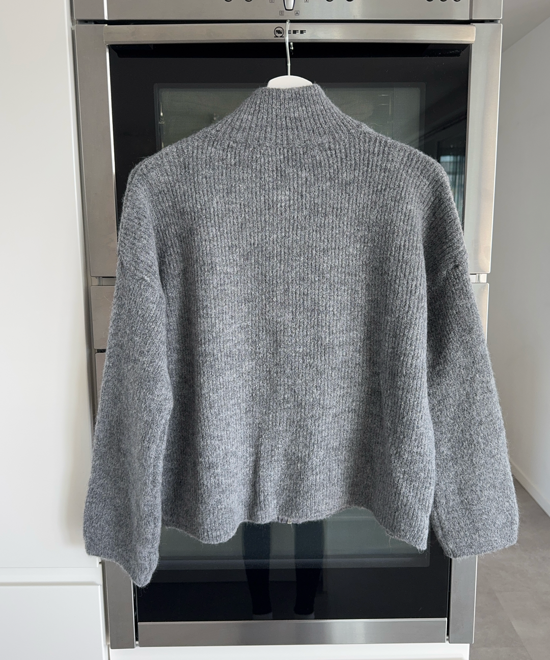 Zip Strickjacke Helena Uni Grau Ladypolitan ♡