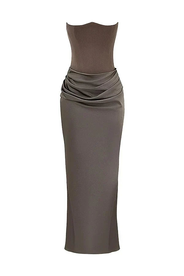 Sloane Dress – Trägerloses Korsett-Maxikleid aus Satin