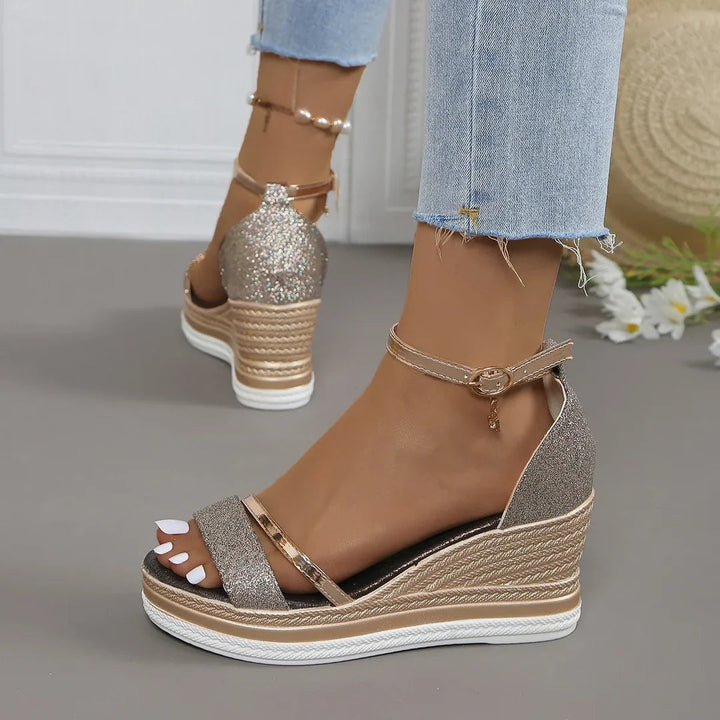 Karin | Damen Plattform Keilabsatz Riemen Sandalen