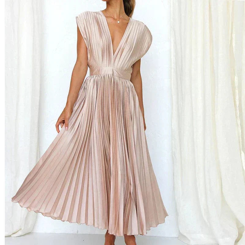 Helena – Elegantes plissiertes Midi-Kleid mit femininer Silhouette