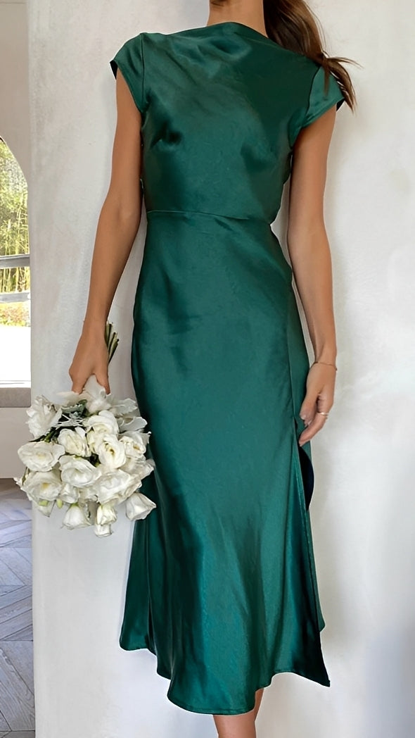 Alexa - Elegantes Midikleid mit Flügelärmeln für Damen