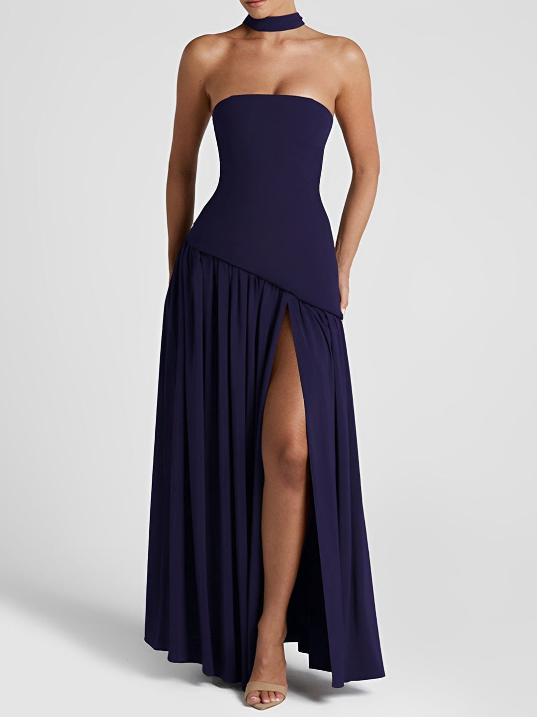 Georgia - Elegantes trägerloses Kleid mit hohem Schlitz für Damen