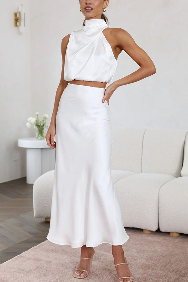 Damen-Set mit Maxirock aus Satin und hochgeschlossenem Oberteil