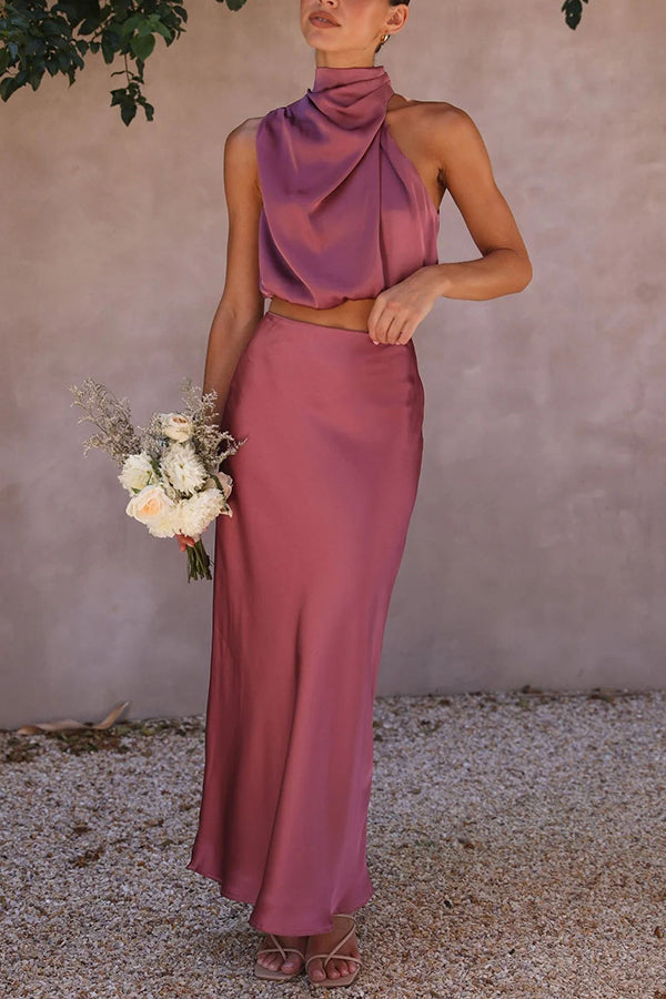 Damen-Set mit Maxirock aus Satin und hochgeschlossenem Oberteil
