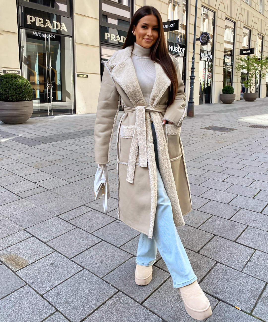 Fellmantel Livia Beige Ladypolitan ♡