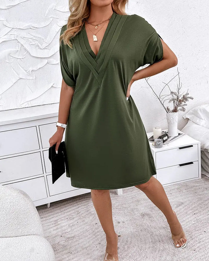 Elegantes Damenkleid mit V-Ausschnitt Kurzarm