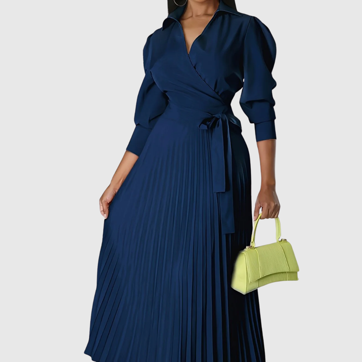 Elise – Schickes Midikleid mit V-Ausschnitt und plissiertem Detail
