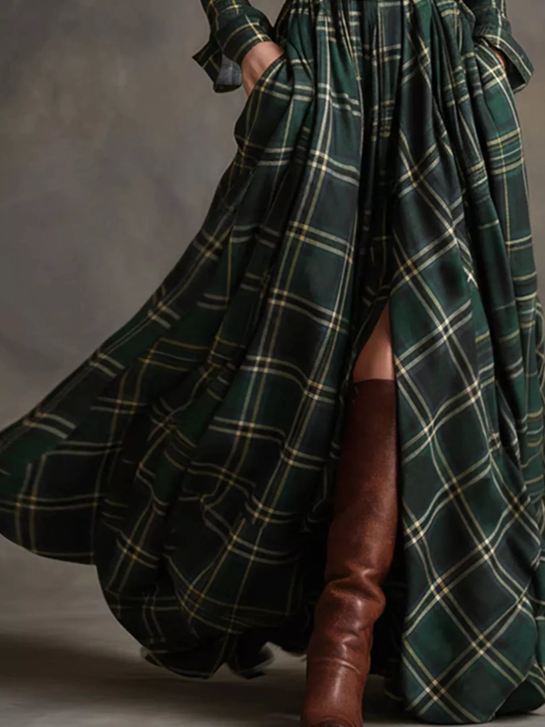 Damen-Maxikleid im Karomuster mit Knopfleiste