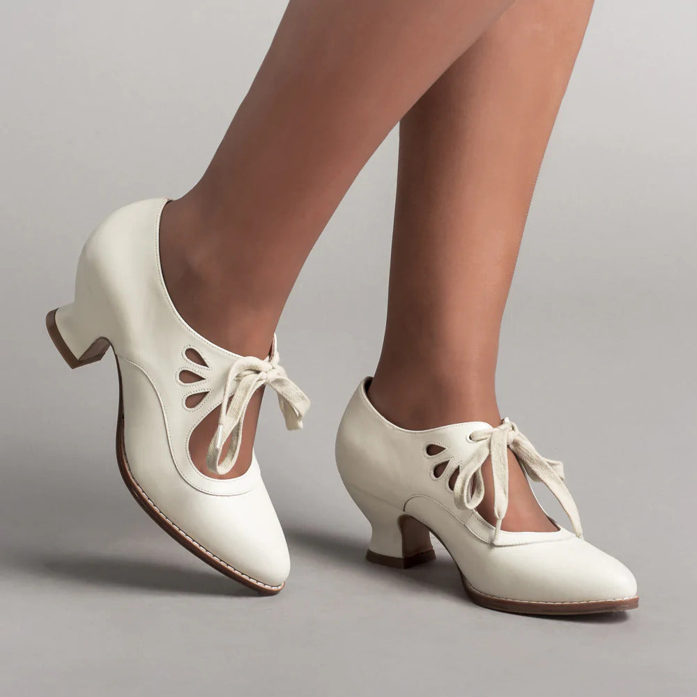 Schnürpumps für Damen mit Absatz