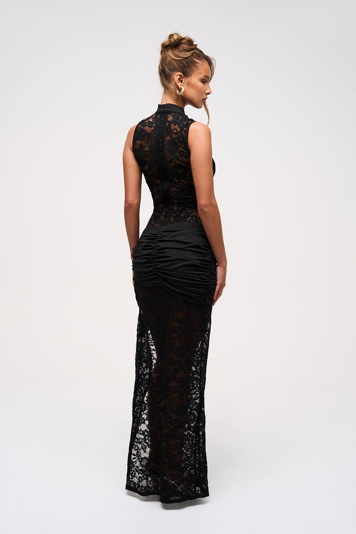 Ärmelloses Spitzenkleid – Zeitlose Eleganz mit dehnbarem Spitzenstoff