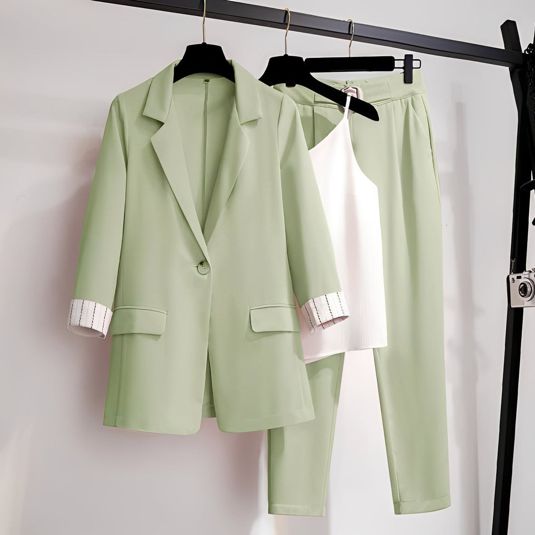 Paula - stilvolles Dreiteiler-Blazer-Set für Damen