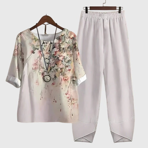Veronika | Damen Lockeres Zweiteiliges Set mit Schmetterlings-Design