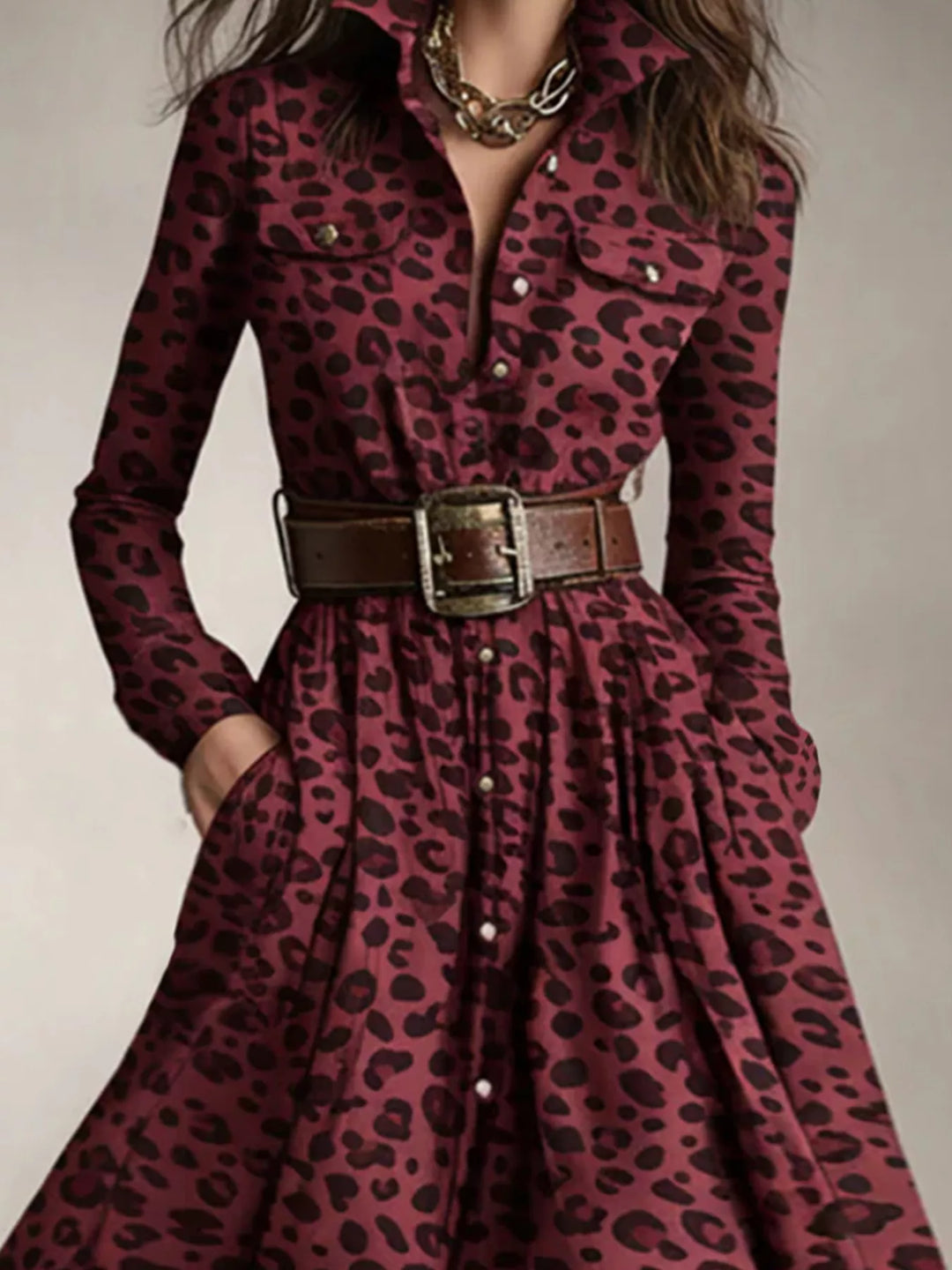 Damen-Maxikleid im Karomuster mit Knopfleiste