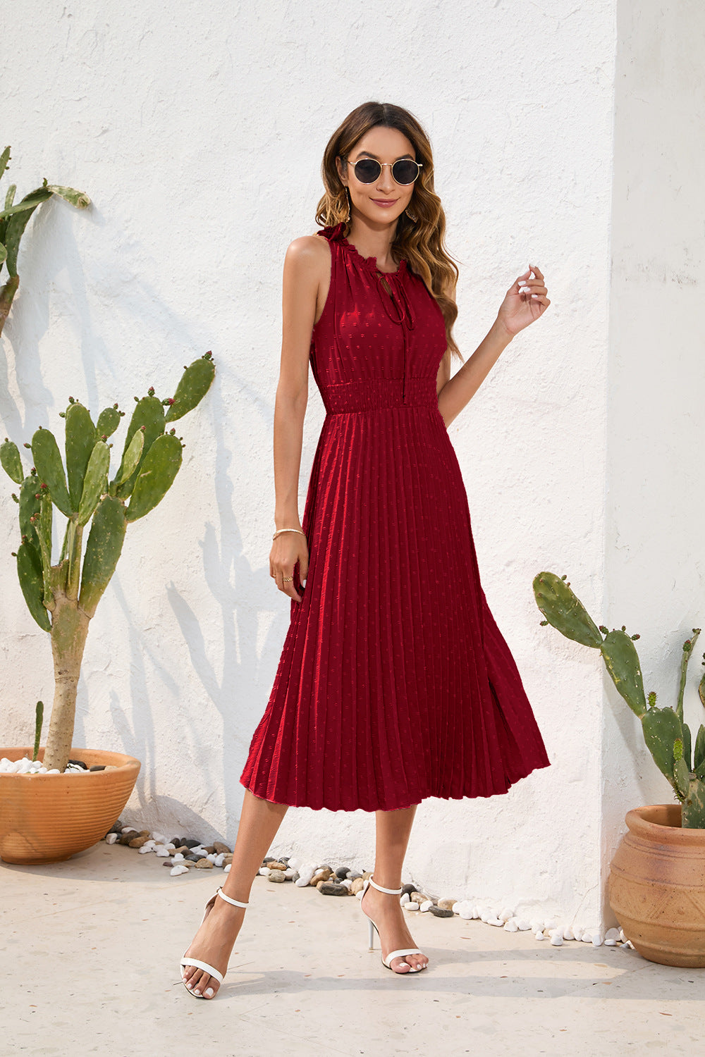 Roxanne - Ärmelloses Plisseekleid mit Neckholder-Ausschnitt für Damen