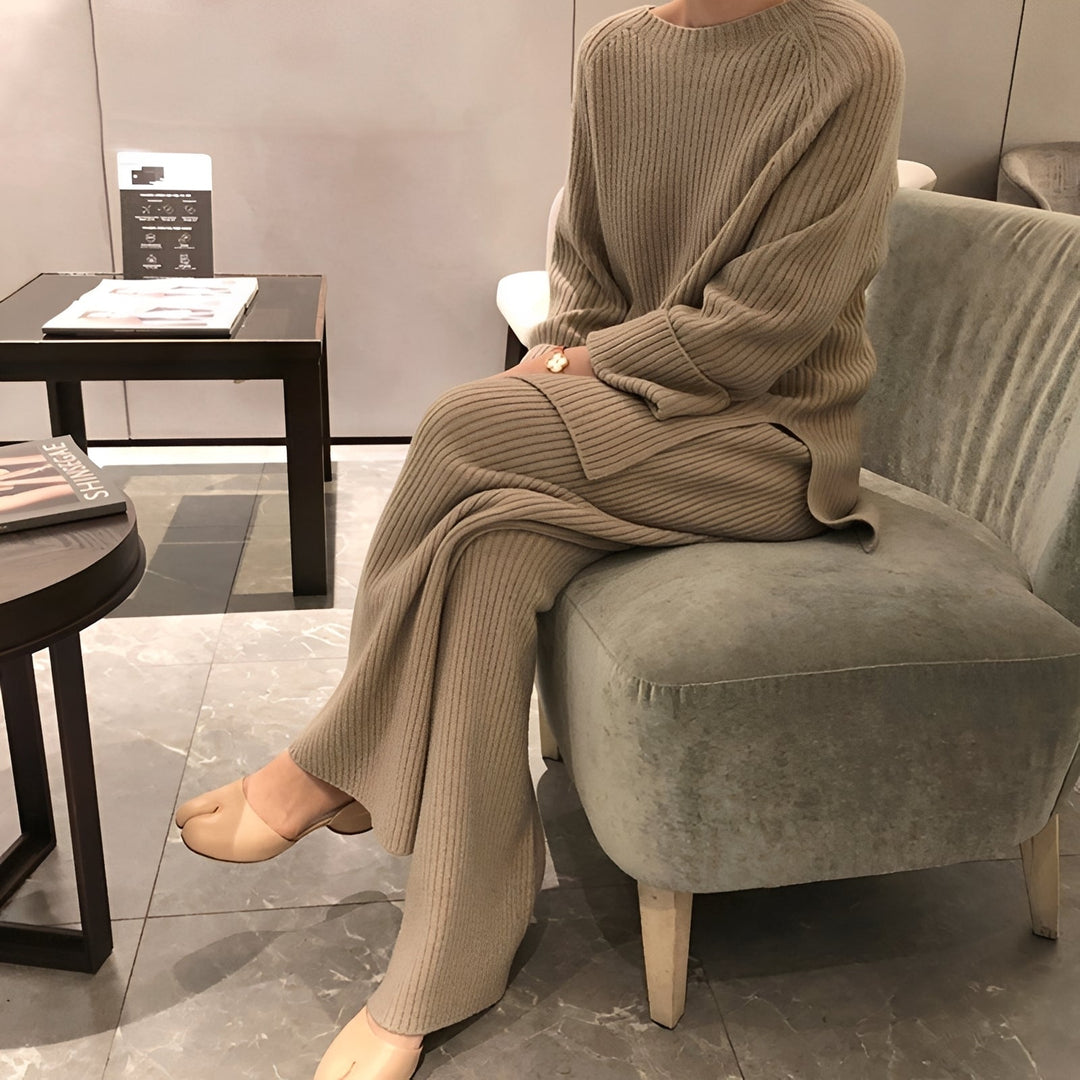 Christine – Damen-Set mit lockerem Pullover und bequemen Hosen