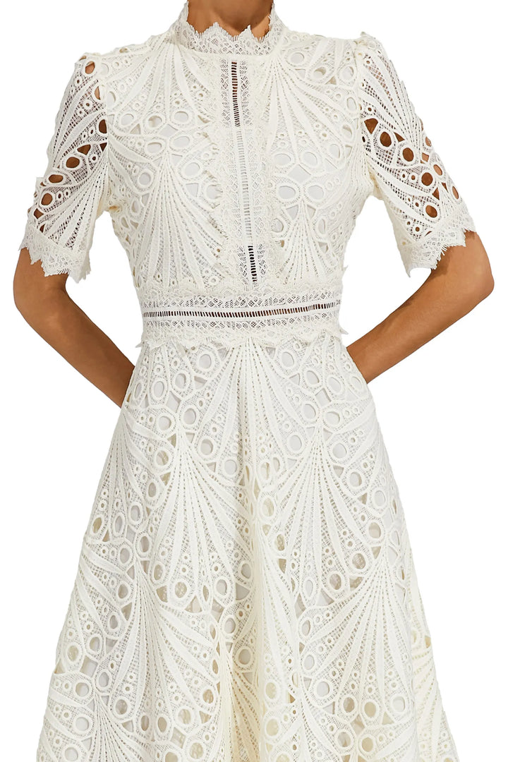 Jasmin | Damen Schickes Spitzen Midi Kleid