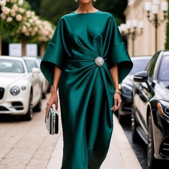 Damen-Maxikleid aus Satin mit Rüschen