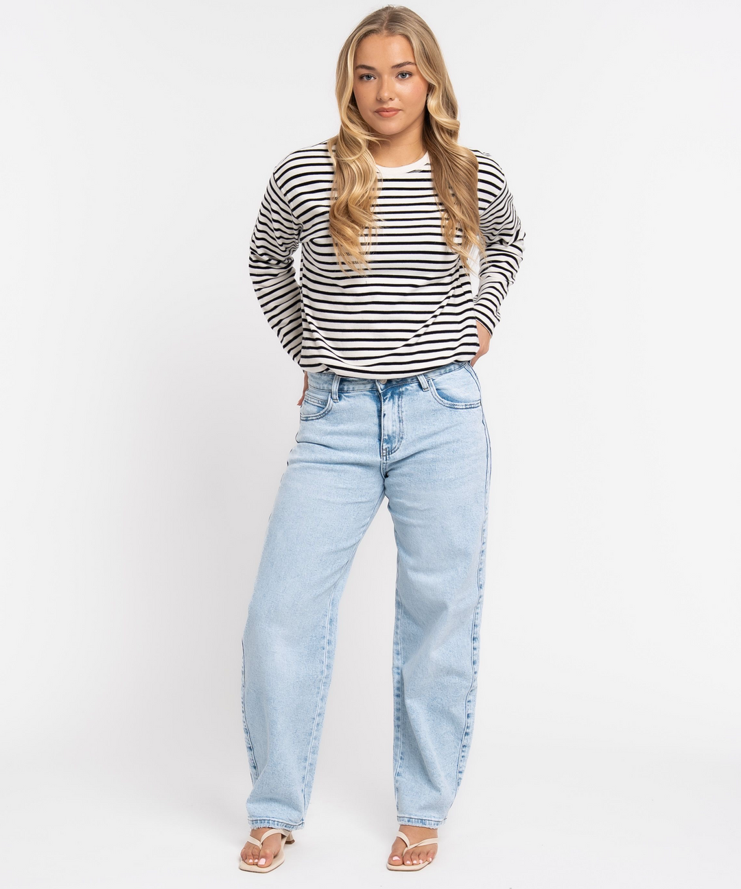 Barrel Jeans Saralena Hellblau Ladypolitan ♡