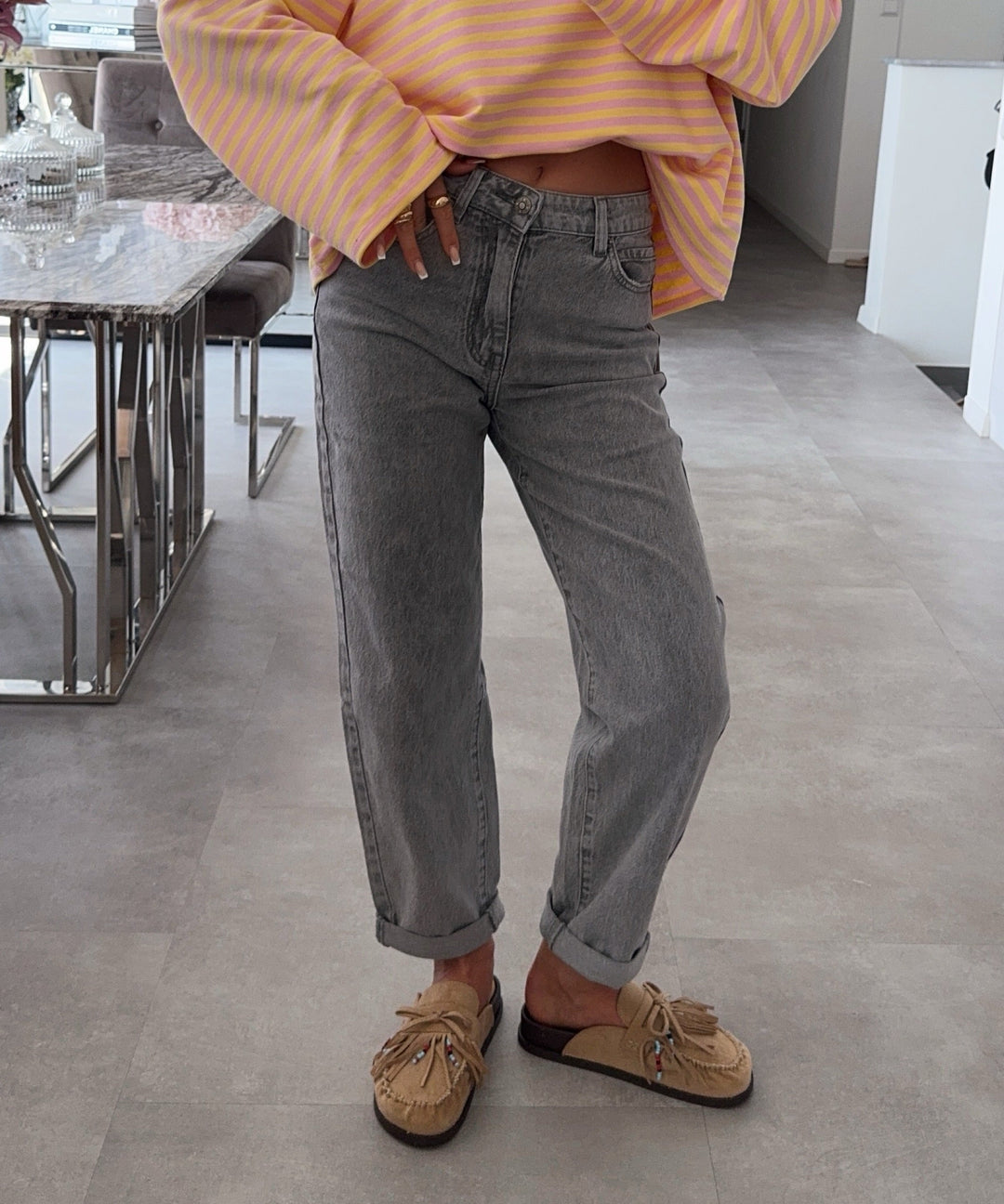 Stretch Mom Jeans Leava Grau Ladypolitan ♡