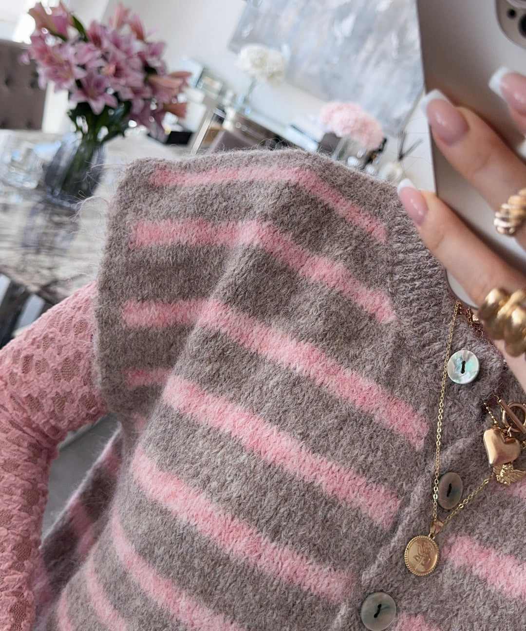 Kurzarm Cardigan Nalya Grau Rosa Ladypolitan ♡