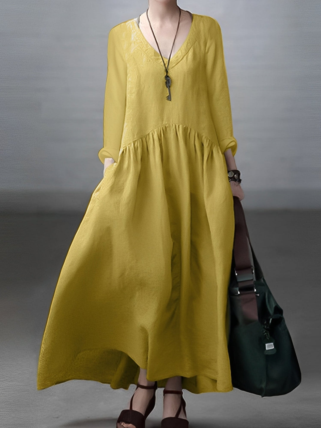 Lindy - Weit geschnittenes, bequemes Kleid mit V-Ausschnitt für Damen