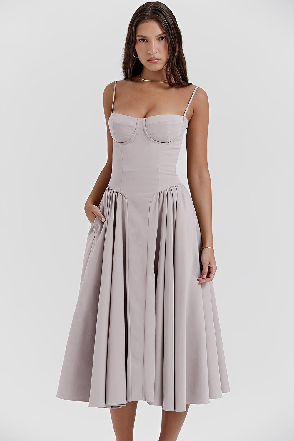 Bonnie - Lässiges, rückenfreies Sling-Kleid für Damen