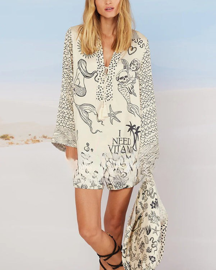 Damen-Set mit V-Ausschnitt-Oberteil und Shorts