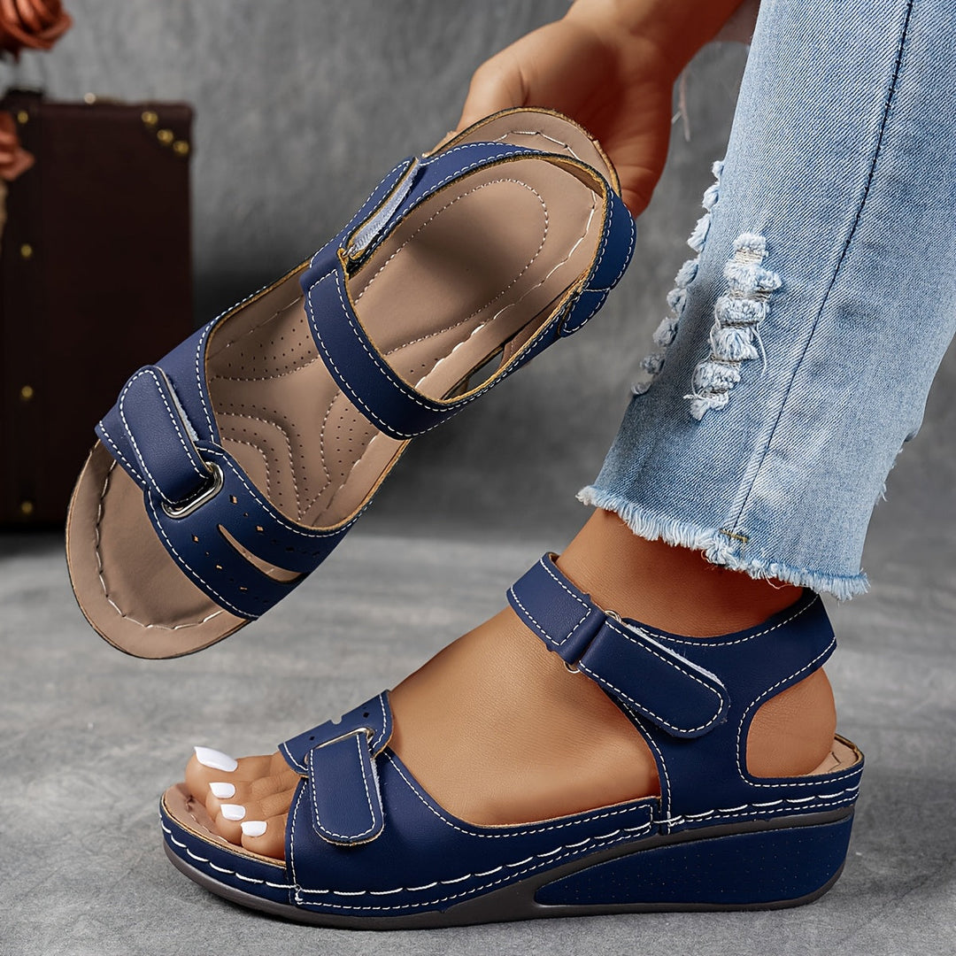 Orthopädische Damensandalen mit Fußbett