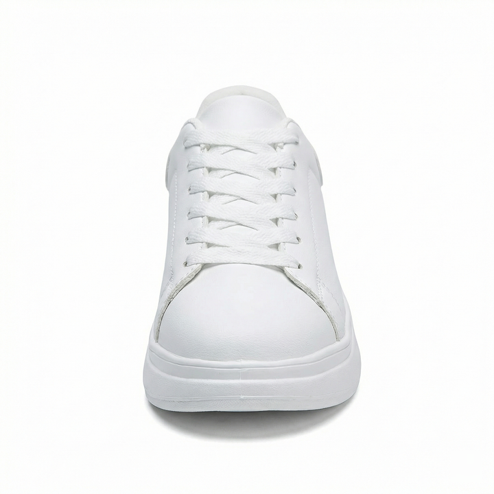 Bequeme Sneaker mit Schnürung