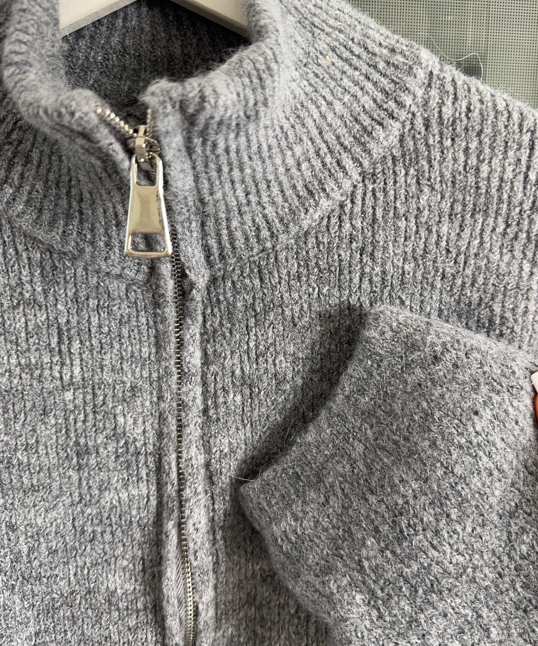 Zip Strickjacke Helena Uni Grau Ladypolitan ♡