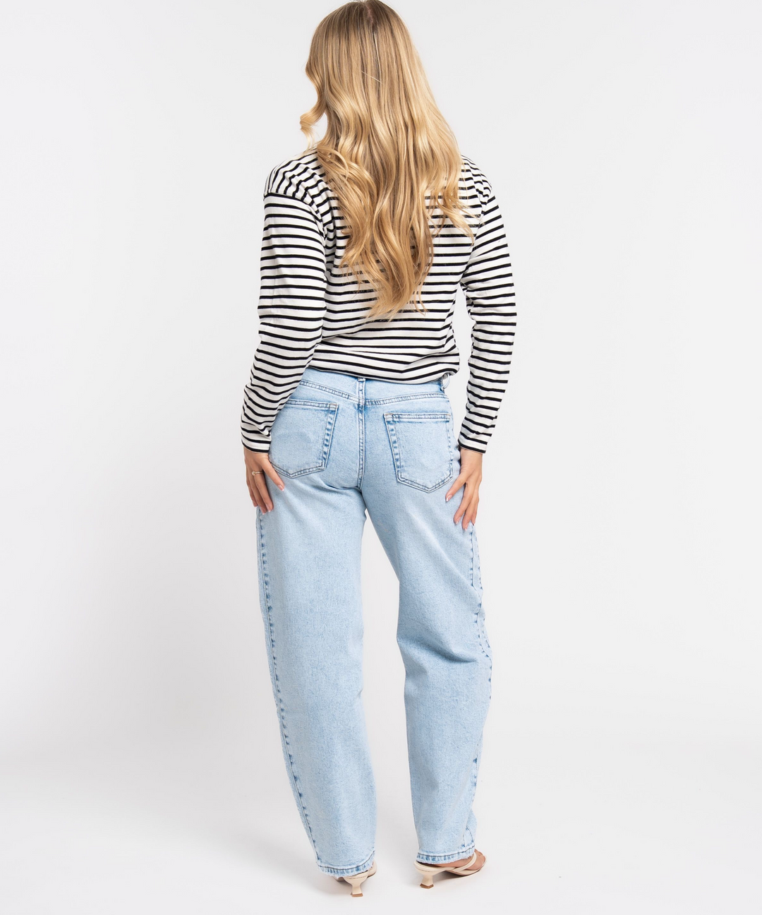 Barrel Jeans Saralena Hellblau Ladypolitan ♡