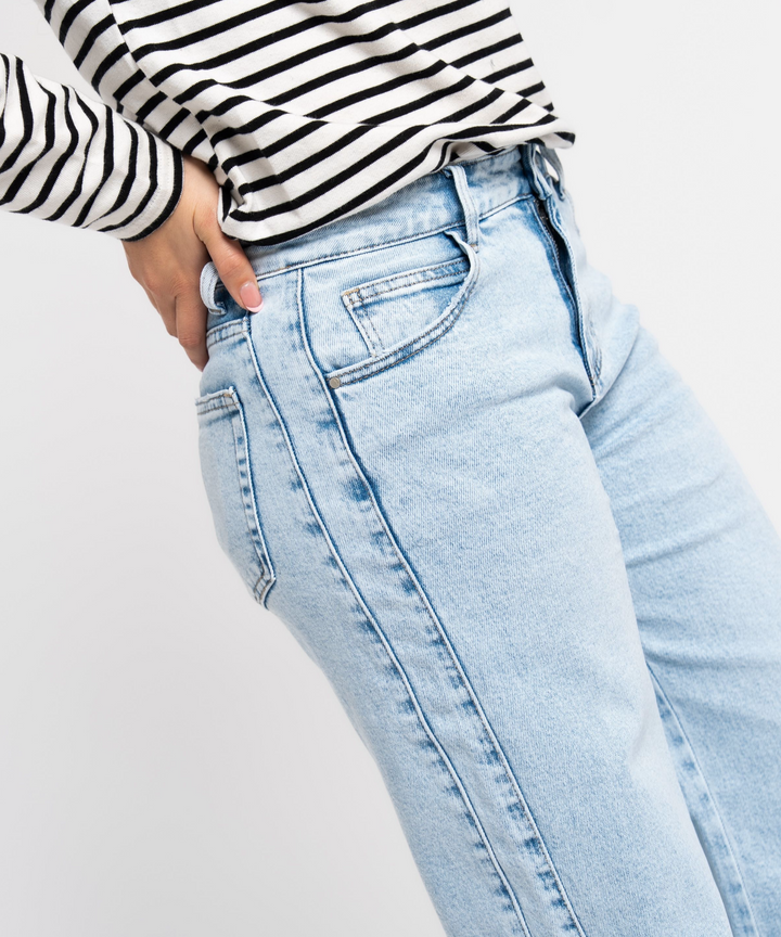 Barrel Jeans Saralena Hellblau Ladypolitan ♡