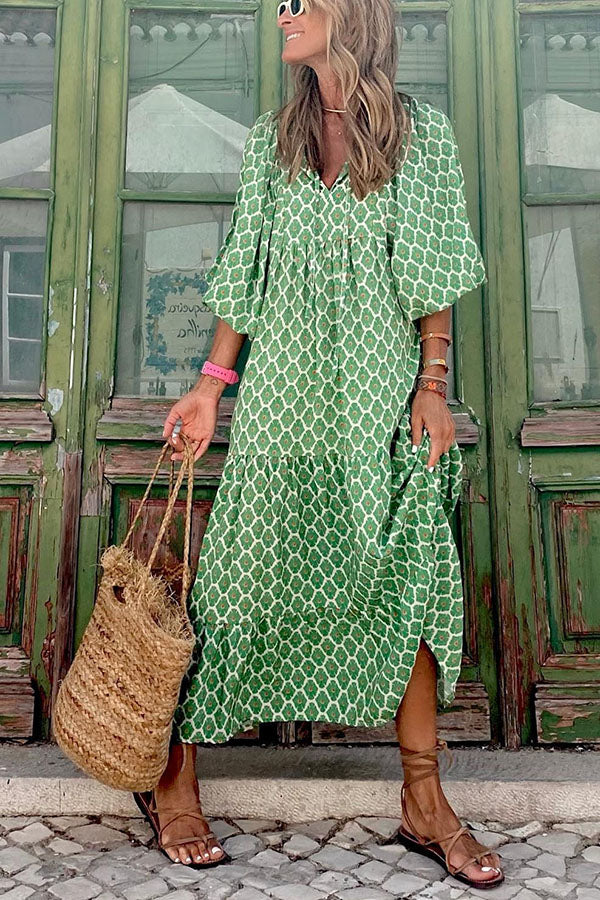 Midi-Kleid für Damen mit Puffärmeln und Stufenschnitt