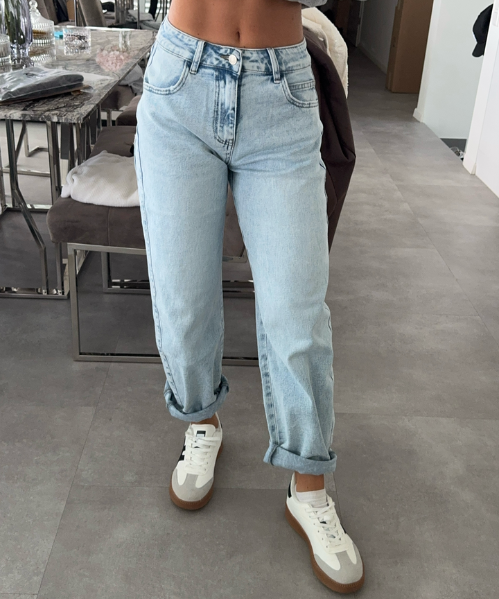 Barrel Jeans Saralena Hellblau Ladypolitan ♡