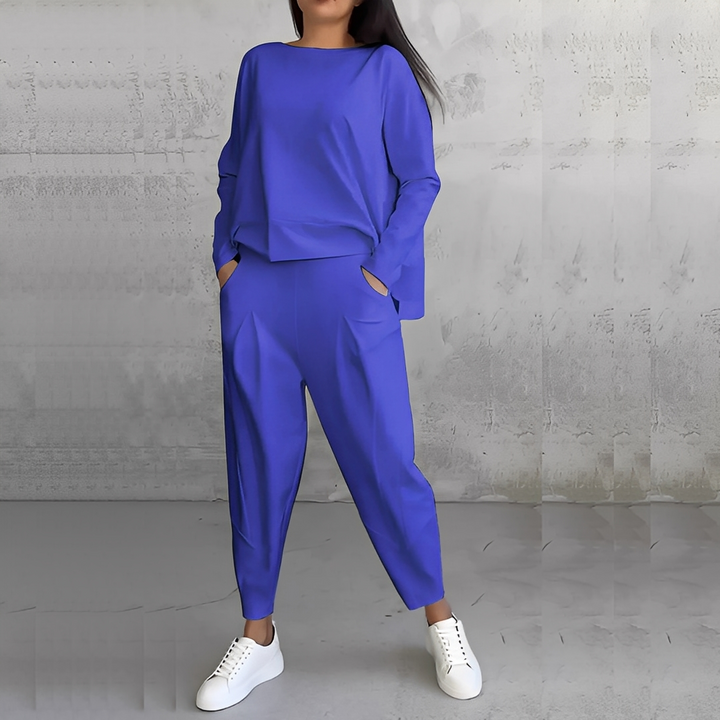 Mélisande - Damen-Set aus Pullover mit Rundhals und Hose