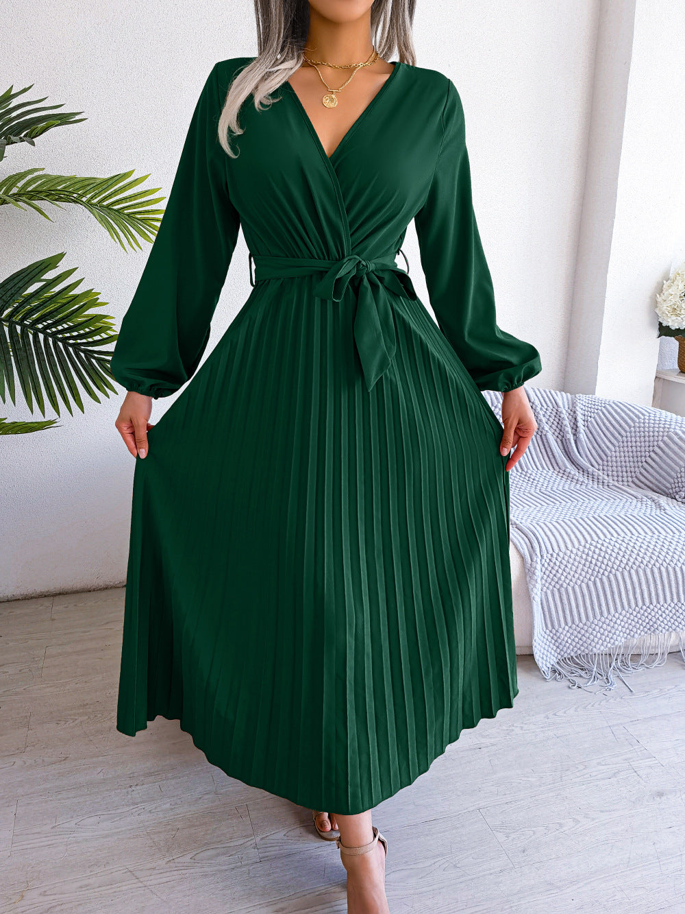 Alicia - Elegantes Maxikleid mit Plissee und Gürtel für Damen